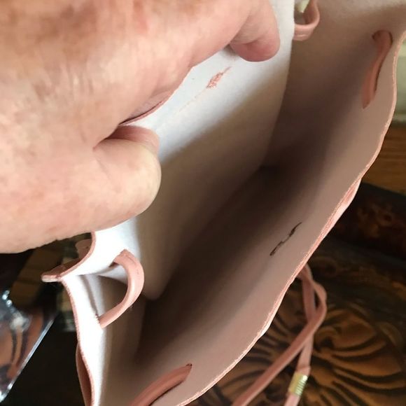 Mini leather crossbody bucket bag - Picture 6 of 8